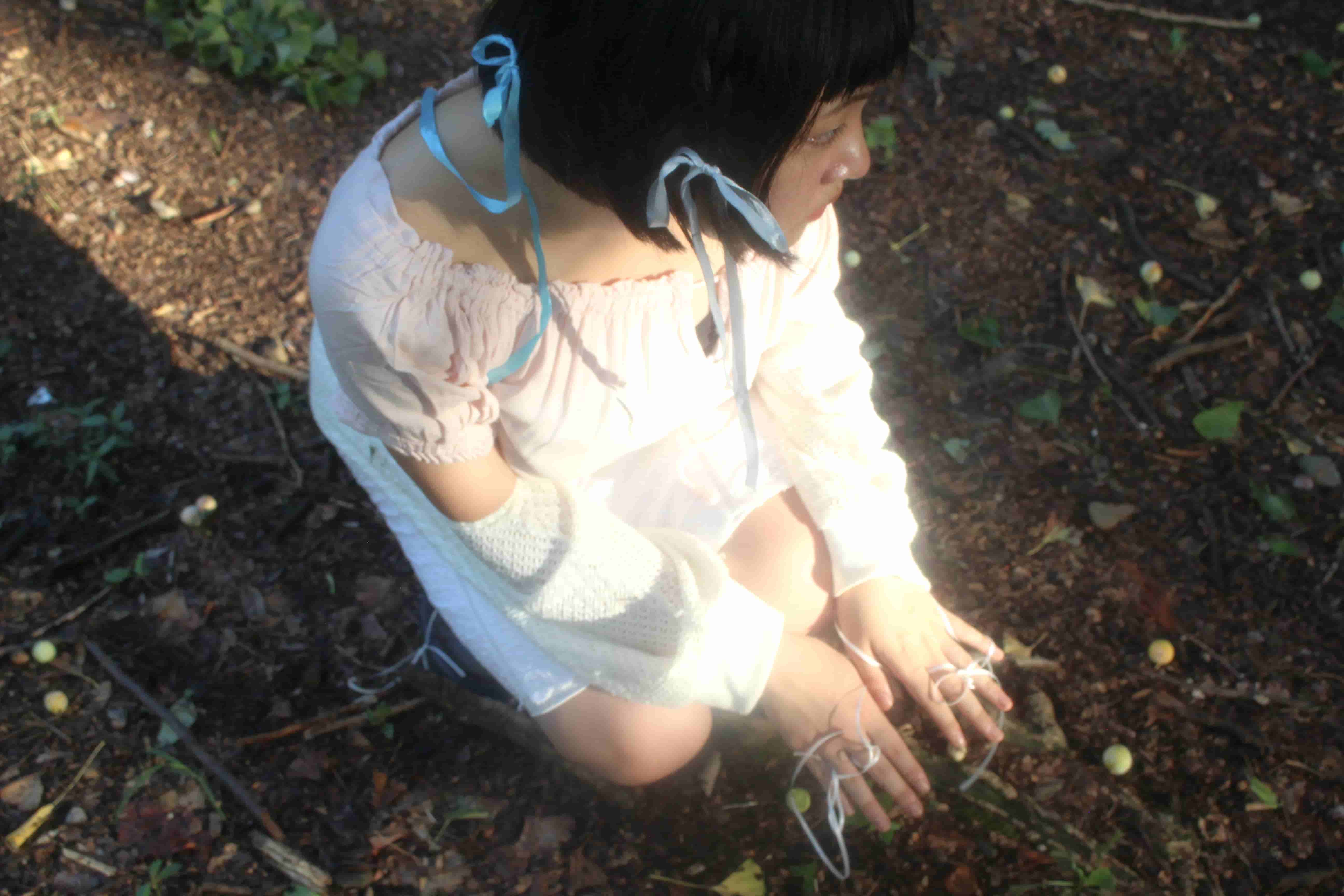 LIGHT KNOWS THE TRUTH04